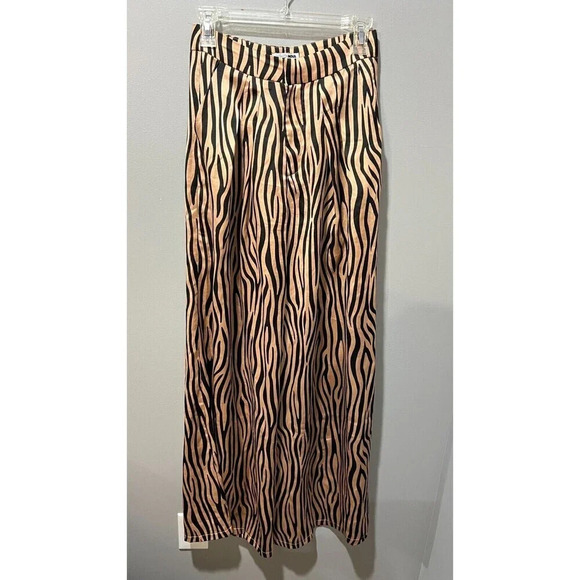 Fashion Nova Womens Brown Tiger Print Wide Leg Pants Small High Waist Pockets - Picture 2 of 15